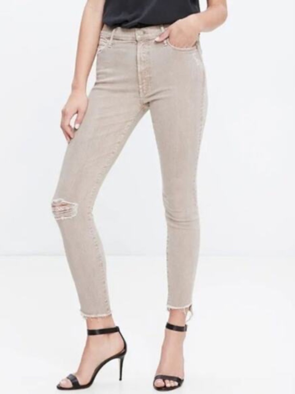 NWOT Distressed MOTHER jeans
